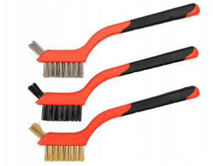 Machine cleaning brushes.